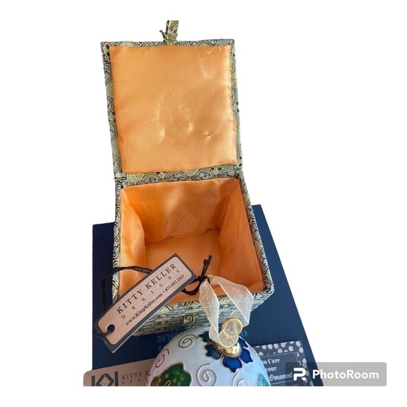 Christmas Gold Plated Ornament: NATCHEZ, MS. MONMOUTH HISTORIC INN - Picture 8 of 15